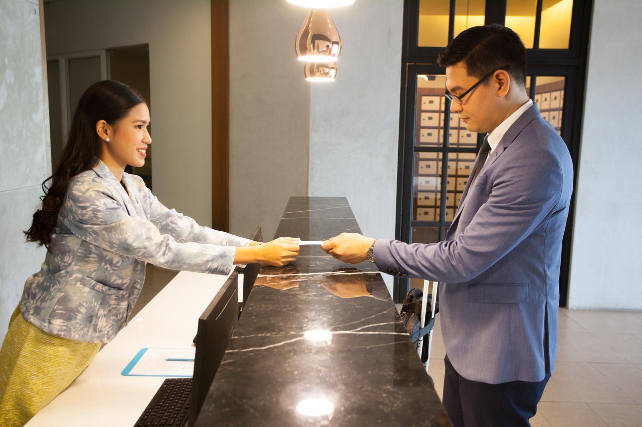 The Cirque Serviced Residences Quezon City Extérieur photo