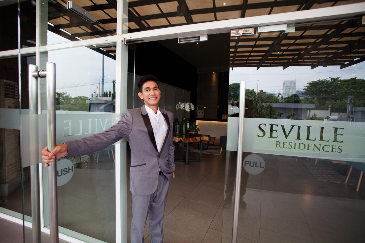 The Cirque Serviced Residences Quezon City Extérieur photo