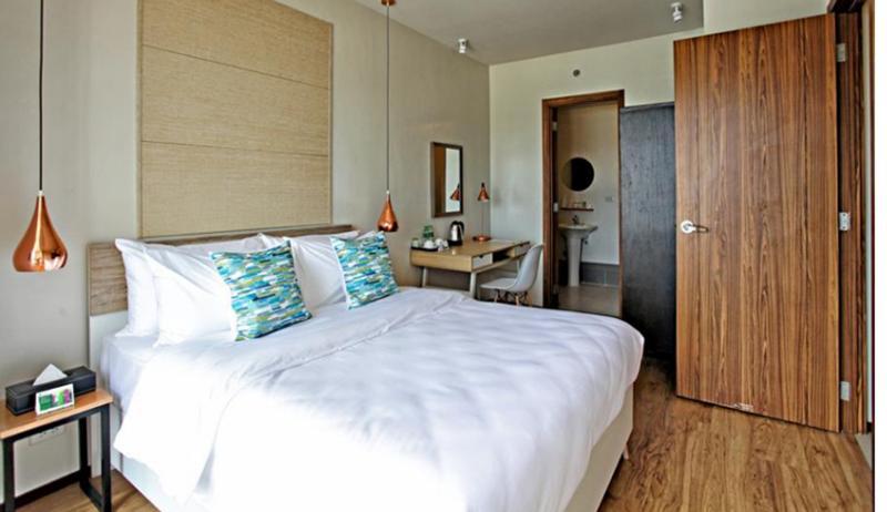 The Cirque Serviced Residences Quezon City Extérieur photo