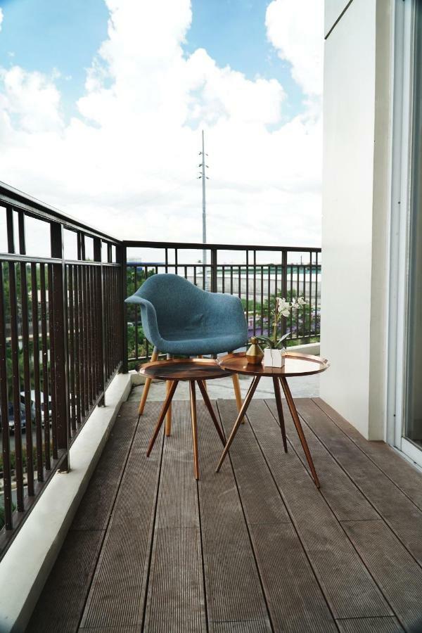 The Cirque Serviced Residences Quezon City Extérieur photo