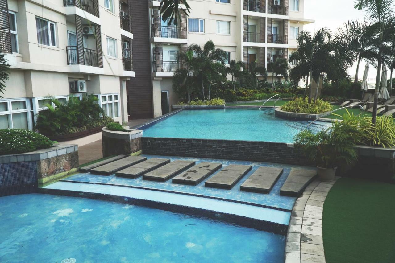 The Cirque Serviced Residences Quezon City Extérieur photo
